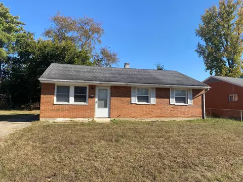 4703 Woodlake Dr, Dayton, OH 45406
