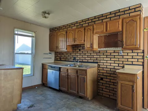 4225 Johnson Rd, Springfield, OH 45502 photo 3