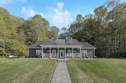 10569 Mccullough Rd SE, Bremen, OH 43107
