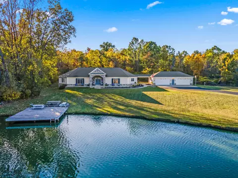 2037 N Galena Rd, Sunbury, OH 43074