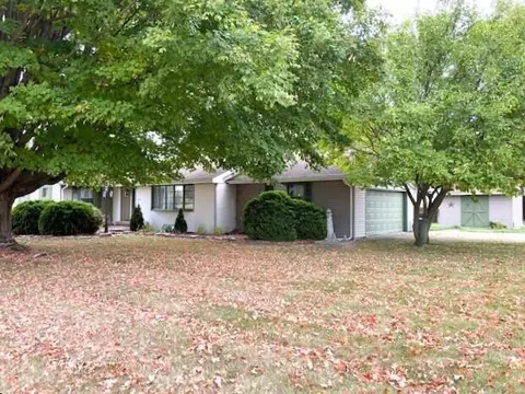 526 Northridge Rd, Circleville, OH 43113