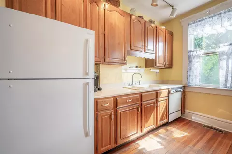 295 E Deshler Ave, Columbus, OH 43206 photo 15