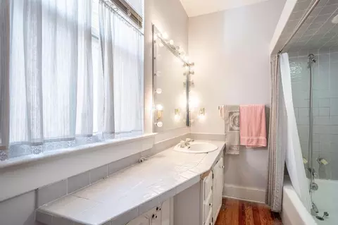 295 E Deshler Ave, Columbus, OH 43206 photo 23