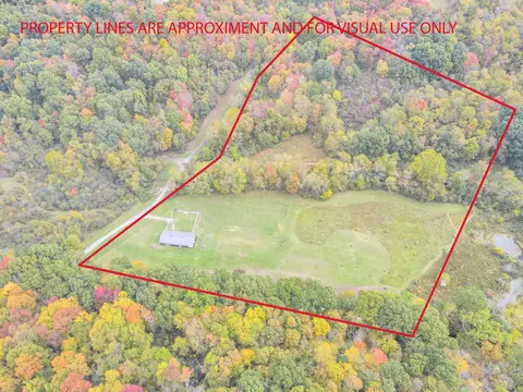 8398 Priest Hollow Rd, Frazeysburg, OH 43822