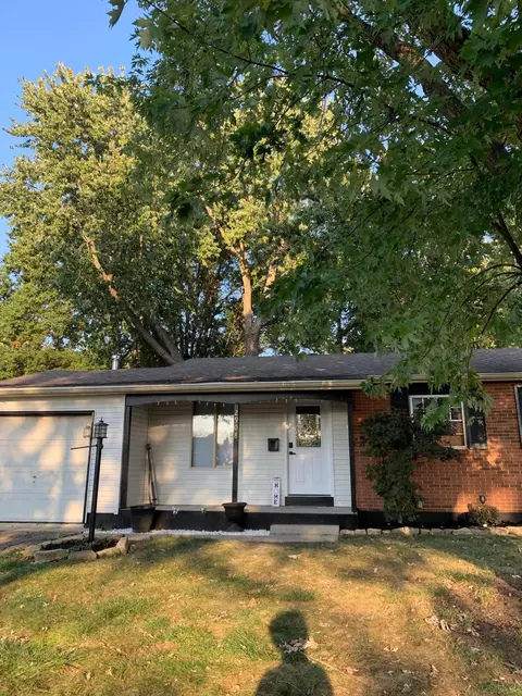 2908 Ronda Rd, Columbus, OH 43232