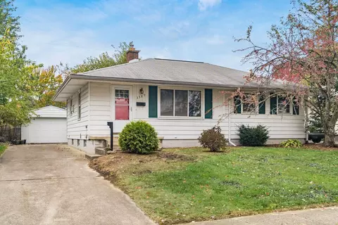 3589 Kenlawn St, Columbus, OH 43224