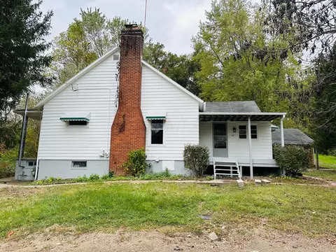 147 High St, Corning, OH 43730