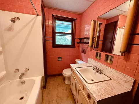 147 High St, Corning, OH 43730 photo 13