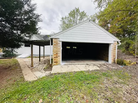 147 High St, Corning, OH 43730 photo 3