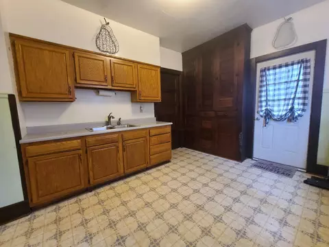 283 E George St, Marion, OH 43302 photo 7