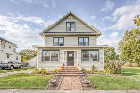 144 W Houck St, Centerburg, OH 43011