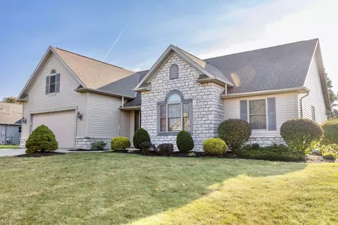 1124 Lost Creek Dr, Bellefontaine, OH 43311