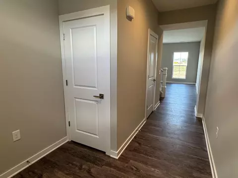 141 Lenell Loop, Delaware, OH 43015 photo 4