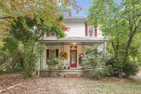 10078 Newark Rd, Nashport, OH 43830