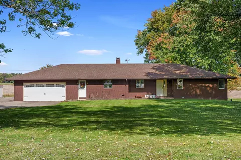 8328 Martinsburg Rd, Mount Vernon, OH 43050