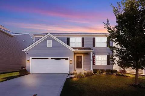 220 Salinger Dr, Lithopolis, OH 43136 photo 3