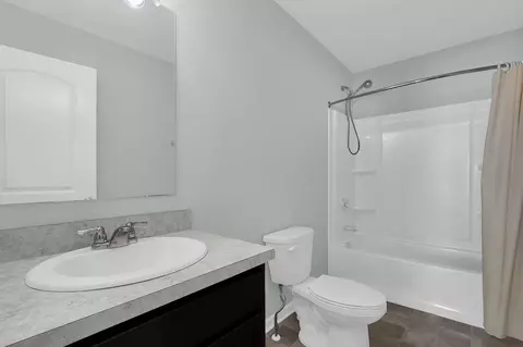 220 Salinger Dr, Lithopolis, OH 43136 photo 27