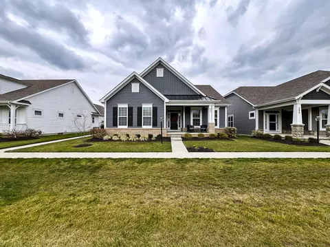 380 Sweet Run Cir E, Galena, OH 43021