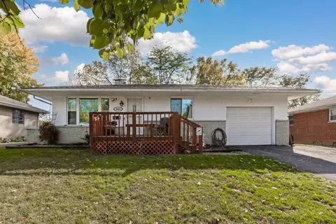 3885 Conway Dr, Columbus, OH 43227