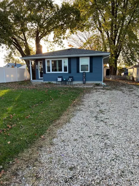 309 Halderman St, Amanda, OH 43102 photo 2