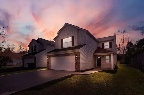 2101 Waymont Rd, Columbus, OH 43229