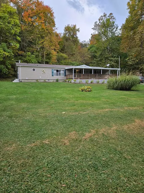 2841 Township Rd 217 NE, New Lexington, OH 43764