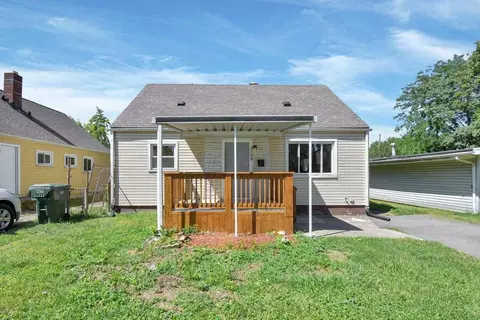 2289 Hiawatha Park Dr, Columbus, OH 43211