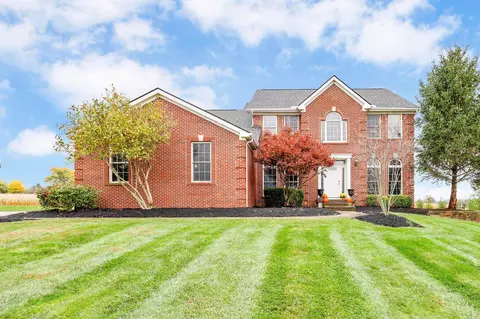 2790 Hocking Trl, Canal Winchester, OH 43110