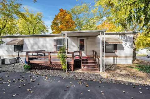 62 Estates Ln, Reynoldsburg, OH 43068