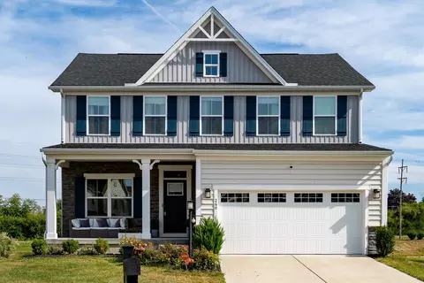 260 Regatta Park Dr, Fairborn, OH 45324