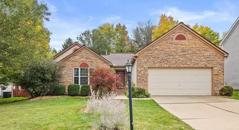 207 W Hull Dr, Delaware, OH 43015