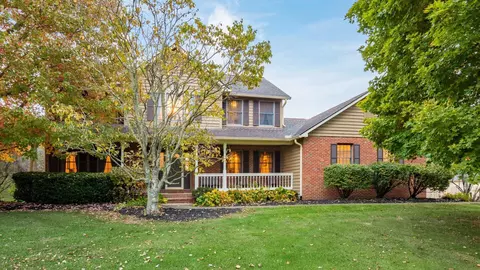 50 Waters Edge Dr, Hebron, OH 43025