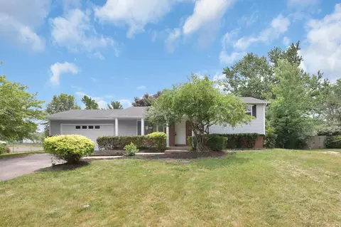 3819 Mayfair Dr, Grove City, OH 43123