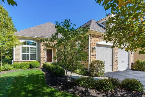 9380 Roseto Villa Dr, Dublin, OH 43016