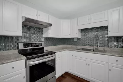 390 Avon Dr, Circleville, OH 43113 photo 9