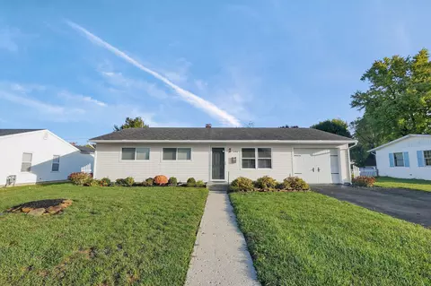 390 Avon Dr, Circleville, OH 43113