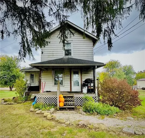 14026 Eastgate Ave, Newcomerstown, OH 43832