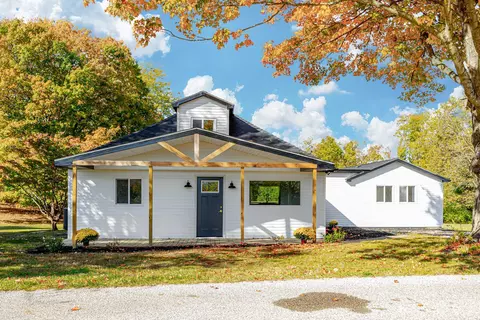 26525 Shoemaker Rd, Circleville, OH 43113