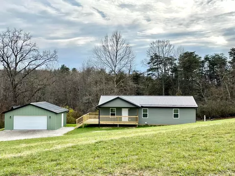 8363 Pleasant View Rd SE, Bremen, OH 43107