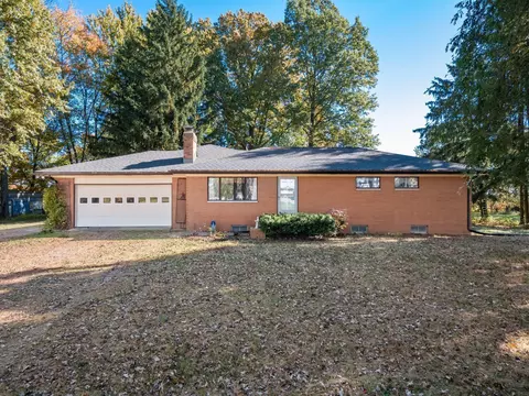 11109 York Rd, Etna, OH 43105