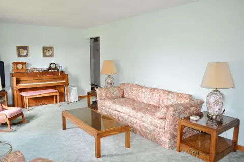 2660 Home Orchard Dr, Springfield, OH 45503 photo 8