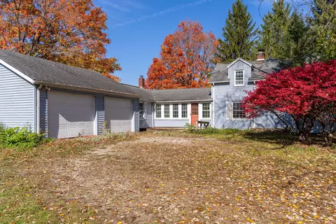 8329 Smoky Row Rd, Powell, OH 43065
