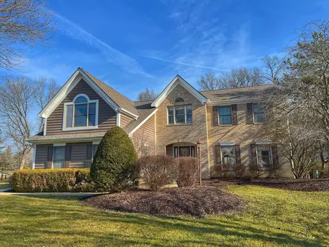 1314 Pond Hollow Ln, New Albany, OH 43054
