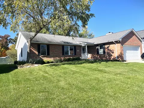 1325 Woodline Dr, Marysville, OH 43040