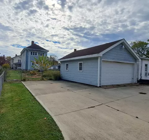 76 Commodore St, Newark, OH 43055 photo 3