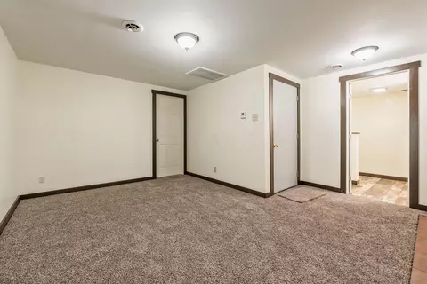 310 Ray Ave, Circleville, OH 43113 photo 3