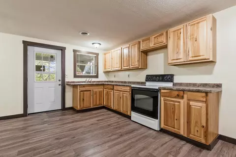 310 Ray Ave, Circleville, OH 43113 photo 9