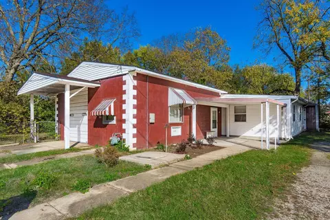 310 Ray Ave, Circleville, OH 43113
