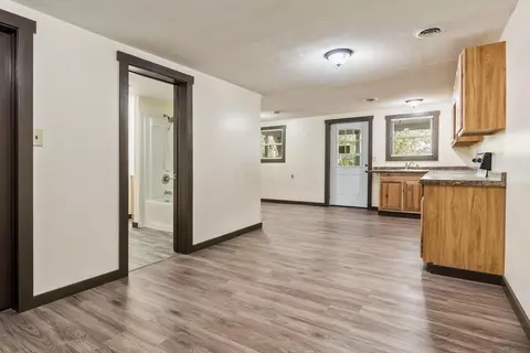 310 Ray Ave, Circleville, OH 43113 photo 8