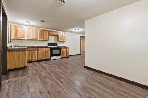 310 Ray Ave, Circleville, OH 43113 photo 16